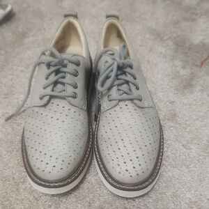 Clarks 8 Oriannaw Grey Perforated Oxfords